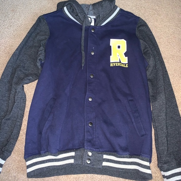 Riverdale show hoodie - Picture 2 of 3
